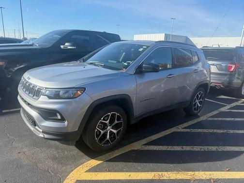 2024 Jeep Compass Latitude