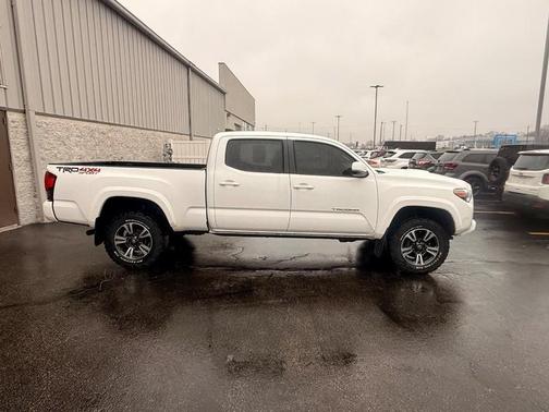 2018 Toyota Tacoma SR5