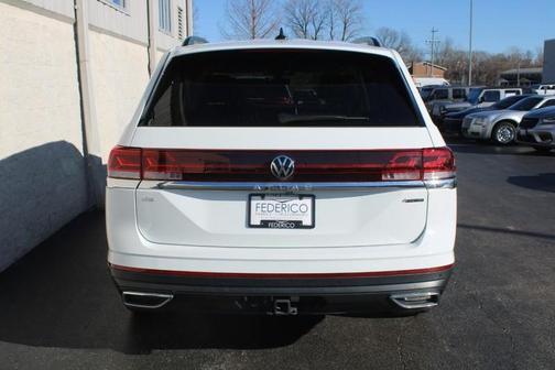 2024 Volkswagen Atlas 2.0T SE