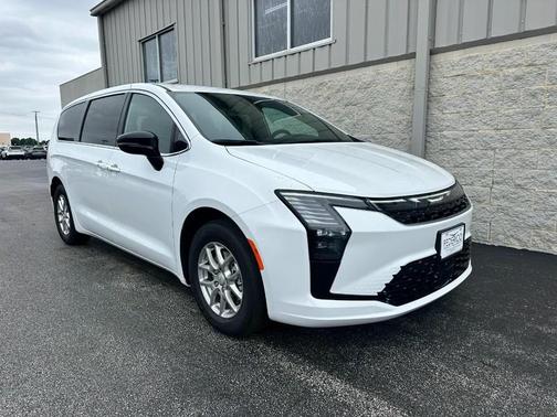 Bright White Clearcoat 2027 Chrysler Pacifica SELECT