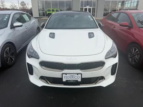 2023 Kia Stinger GT2