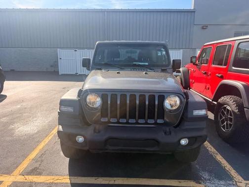 Granite Crystal Clearcoat Metallic 2023 Jeep Wrangler Sport S