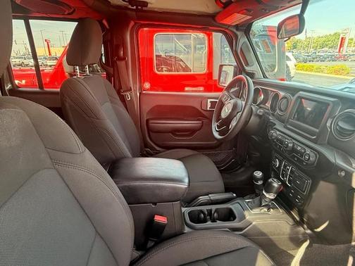 Granite Crystal Clearcoat Metallic 2023 Jeep Wrangler Sport S