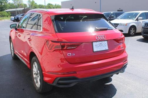 2024 Audi Q3 45 S line Premium