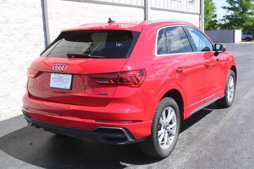 2024 Audi Q3 45 S line Premium