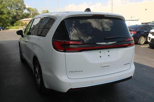 2024 Chrysler Pacifica Limited