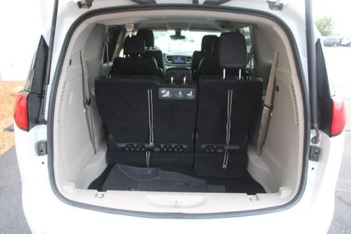 2019 Chrysler Pacifica Touring-L
