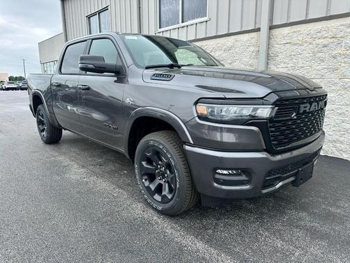 Granite Crystal Clearcoat Metallic 2026 RAM 1500 Big Horn/Lone Star
