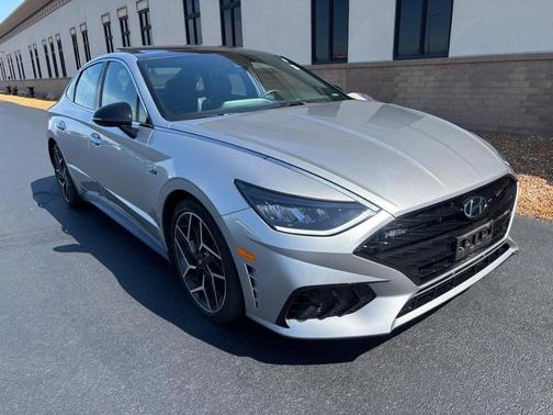 Shimmering Silver Pearl 2022 Hyundai SONATA N Line