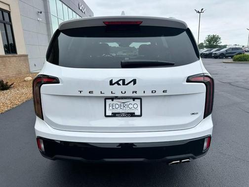 Glacial White Pearl 2025 Kia Telluride EX X-Line