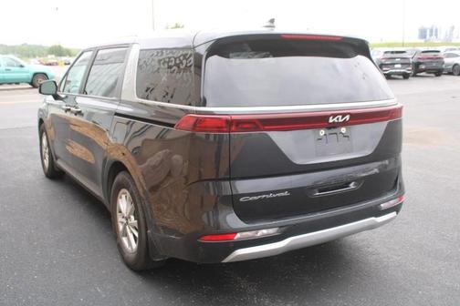 2022 Kia Carnival LXS