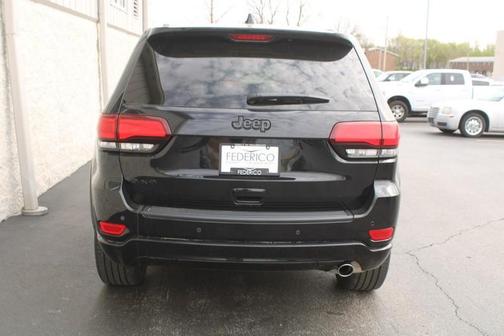 2022 Jeep Grand Cherokee WK Laredo