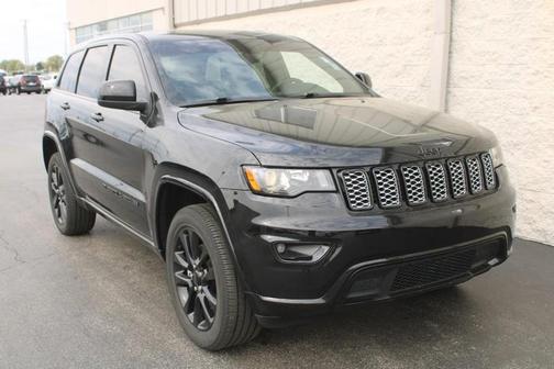 2022 Jeep Grand Cherokee WK Laredo