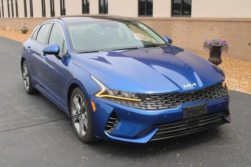 2022 Kia K5 EX