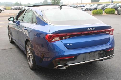2022 Kia K5 EX