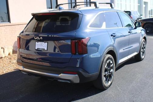 2025 Kia Sorento S