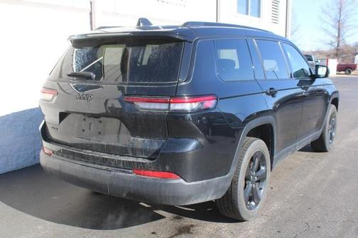2023 Jeep Grand Cherokee L Laredo