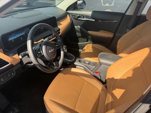 2024 Kia Seltos EX