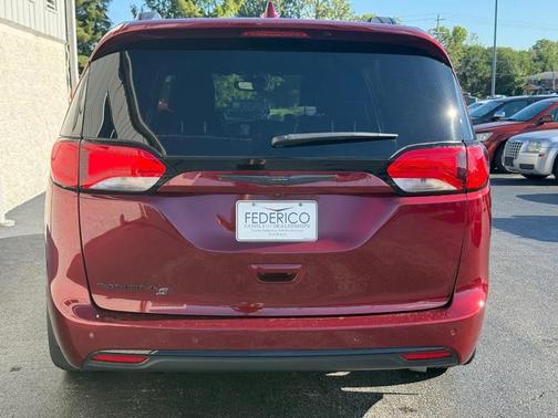 2019 Chrysler Pacifica Touring-L Plus