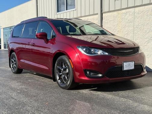 2019 Chrysler Pacifica Touring-L Plus