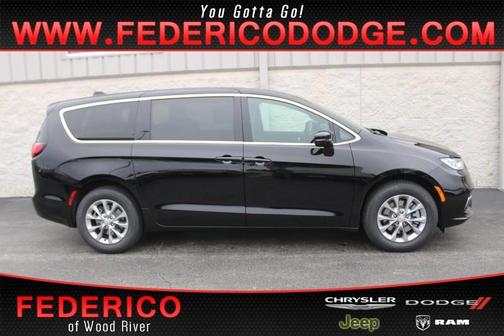 2026 Chrysler Pacifica Select AWD