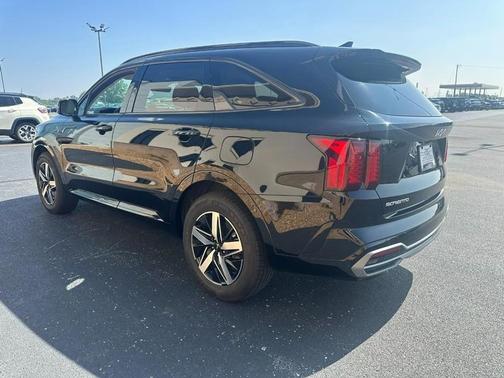 2023 Kia Sorento S