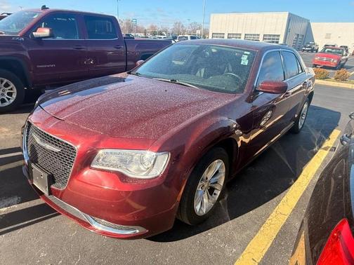 2016 Chrysler 300 Limited