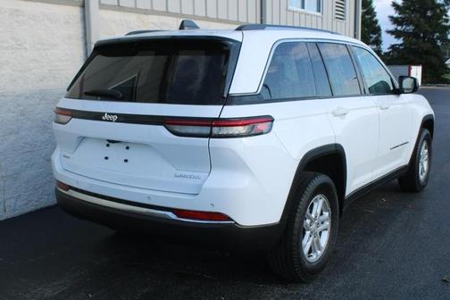 2022 Jeep Grand Cherokee Laredo