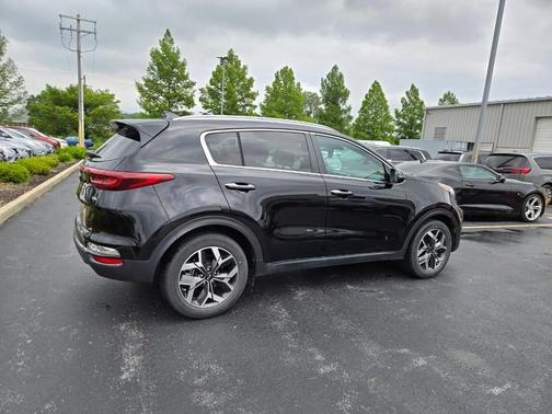 2020 Kia Sportage EX