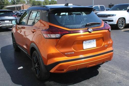 2024 Nissan Kicks SR