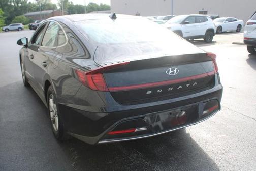2023 Hyundai SONATA SE