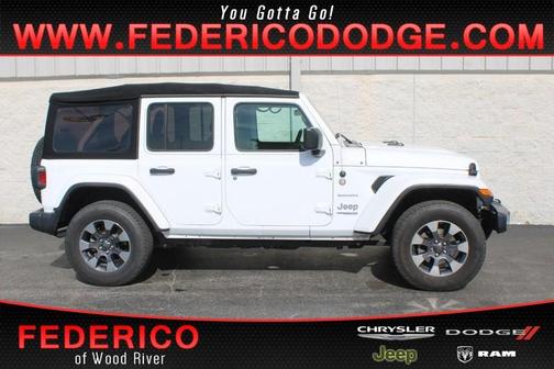 Bright White Clearcoat 2018 Jeep Wrangler Unlimited Sahara