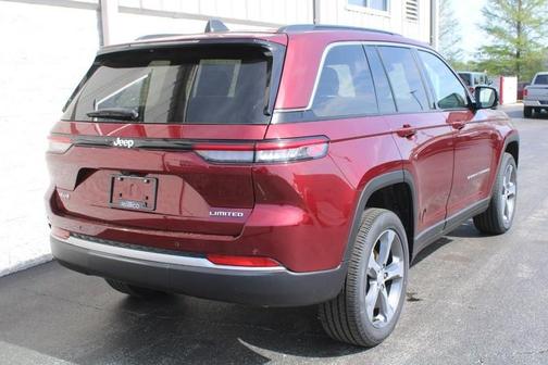 Velvet Red Pearlcoat 2026 Jeep Grand Cherokee Limited 4x4