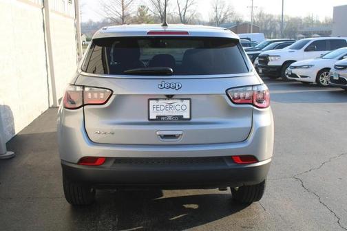 Billet Silver Metallic Clearcoat 2023 Jeep Compass Sport