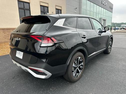 2025 Kia Sportage EX