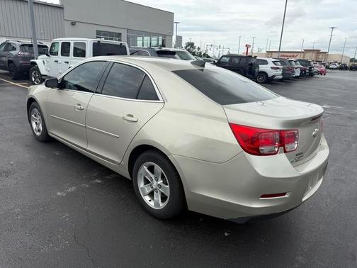2015 Chevrolet Malibu 1LS
