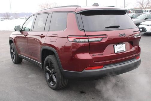 2022 Jeep Grand Cherokee L Laredo