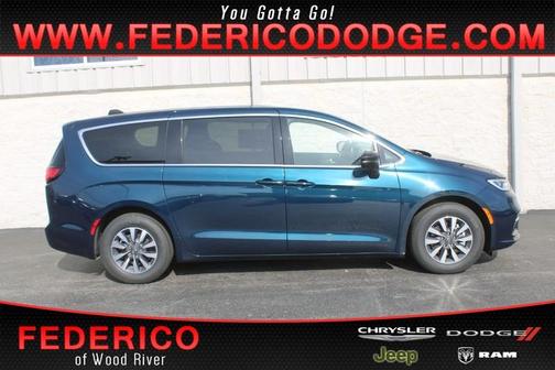 2025 Chrysler Pacifica Hybrid Select