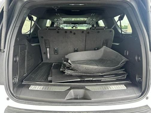 2023 Chevrolet Suburban Z71