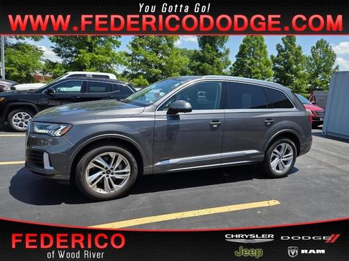 2024 Audi Q7 55 Premium Plus
