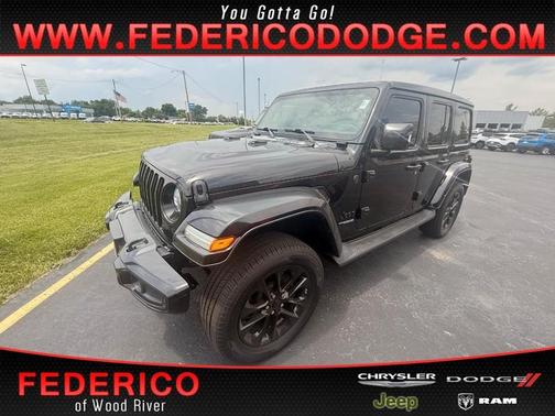 Black Clearcoat 2022 Jeep Wrangler Unlimited Sahara