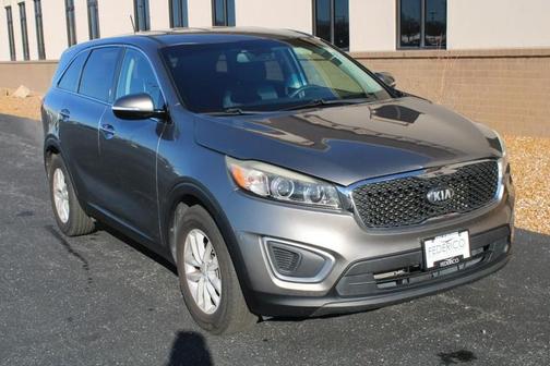 2016 Kia Sorento L