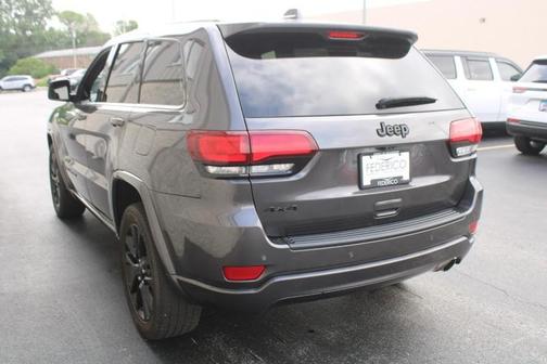 2021 Jeep Grand Cherokee Laredo