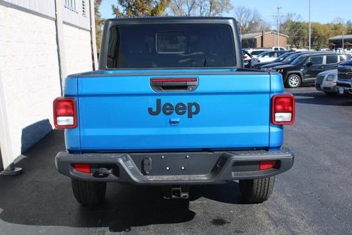 2026 Jeep Gladiator Sport