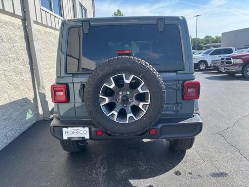 Anvil Clearcoat 2026 Jeep Wrangler Sahara