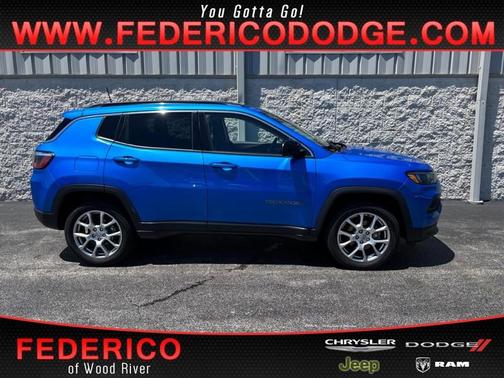 Blue Pearlcoat 2022 Jeep Compass Latitude Lux