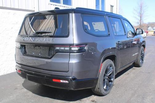 2023 Jeep Grand Wagoneer Series III