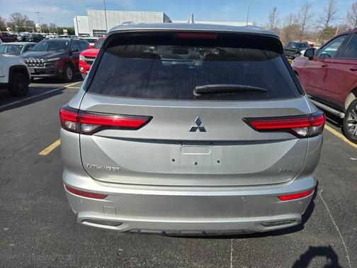 2022 Mitsubishi Outlander SEL