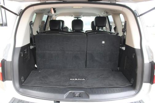 Brilliant Silver Metallic 2024 Nissan Armada SV