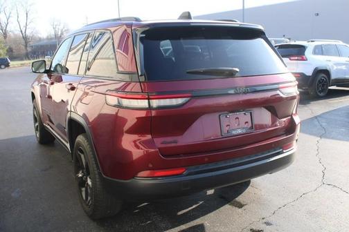 2023 Jeep Grand Cherokee Altitude